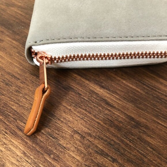 The Horse Block Wallet - Picture 9 of 11